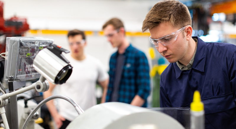 vocational schools in france