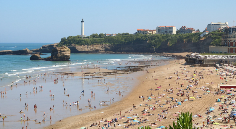 learning French in biarritz