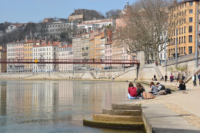 cost of living lyon