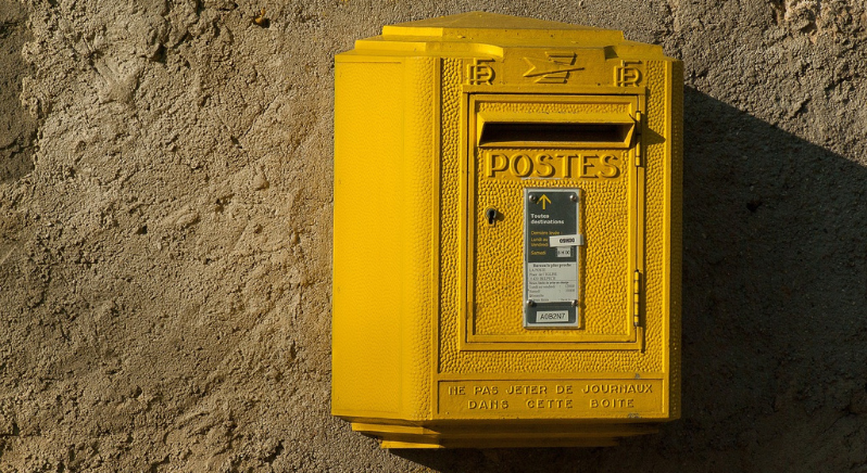 French post office La Poste